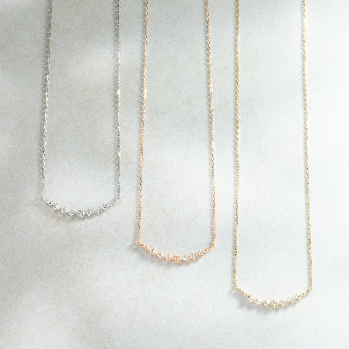 ダイヤモンドネックレス 7粒 0.06ct ライン PT プラチナ