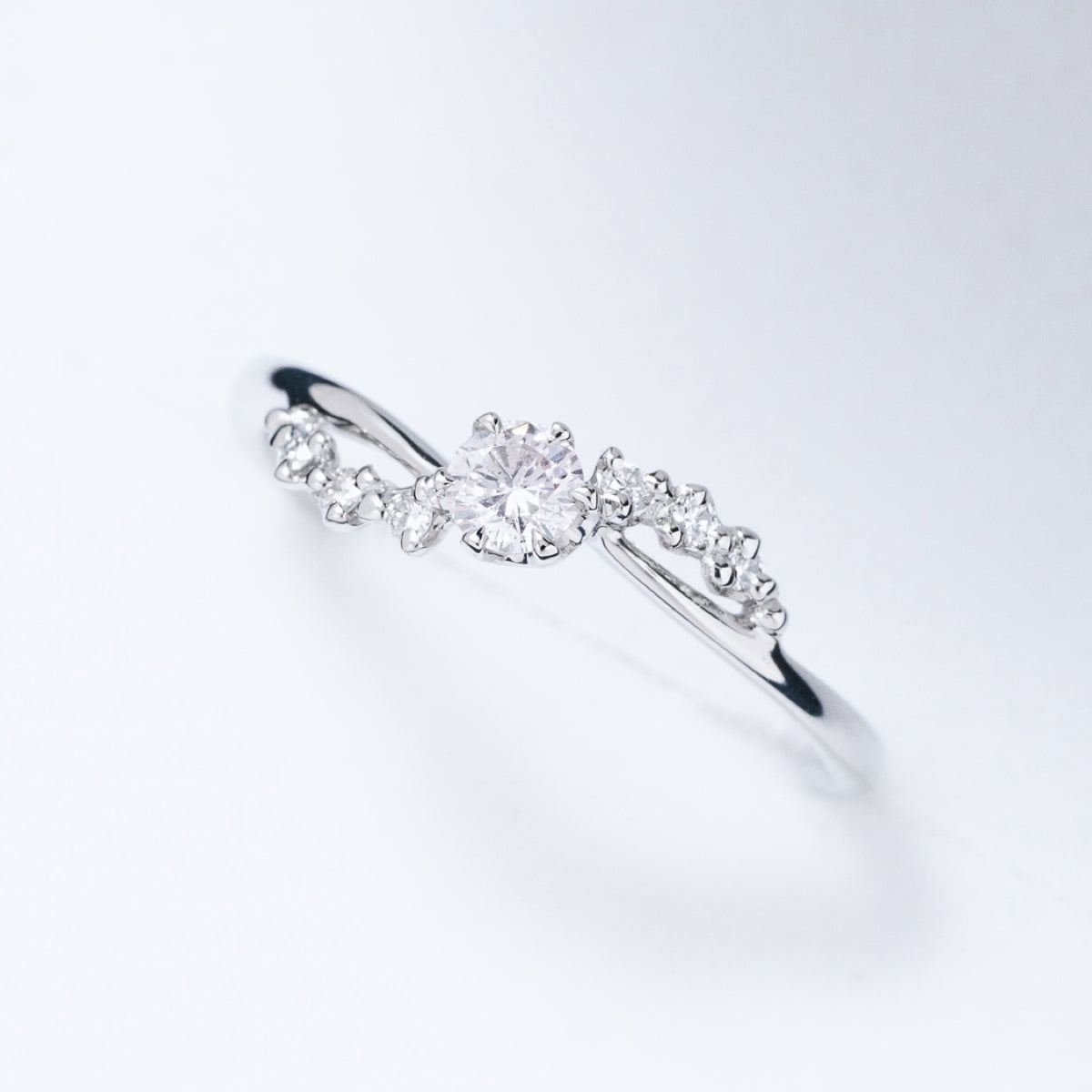 ダイヤモンドリング 0.14ct PT900 プラチナ ウェーブ WAVE