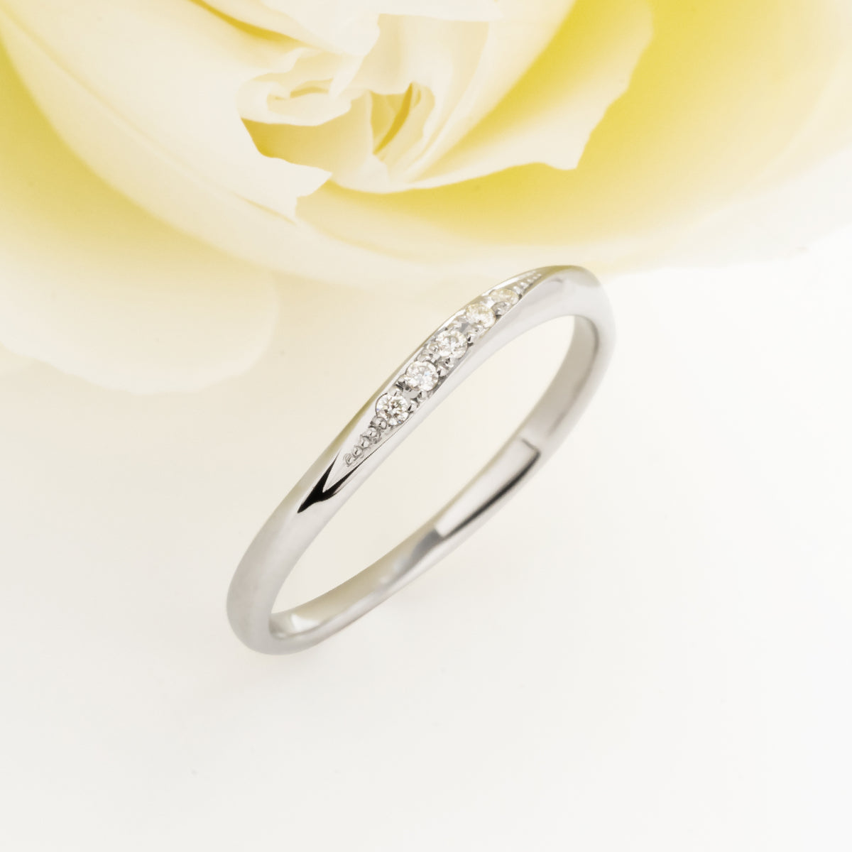 ダイヤモンドリング 5石 0.025ct PT900 プラチナ