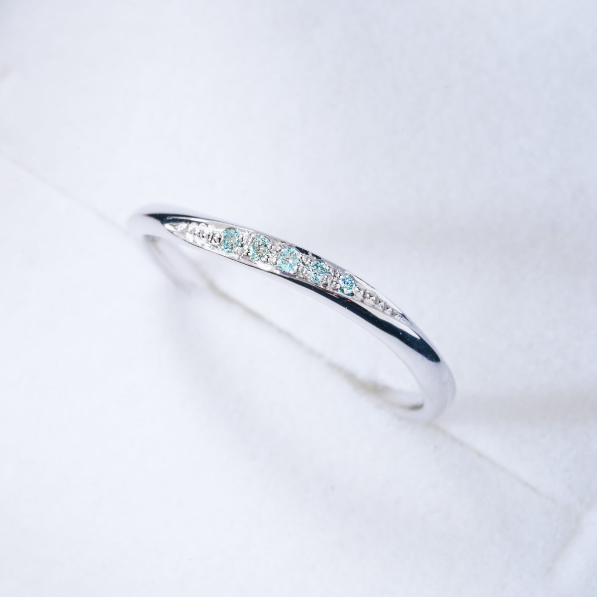 アイスブルーダイヤモンドリング 5石 0.025ct K10WG ホワイトゴールド