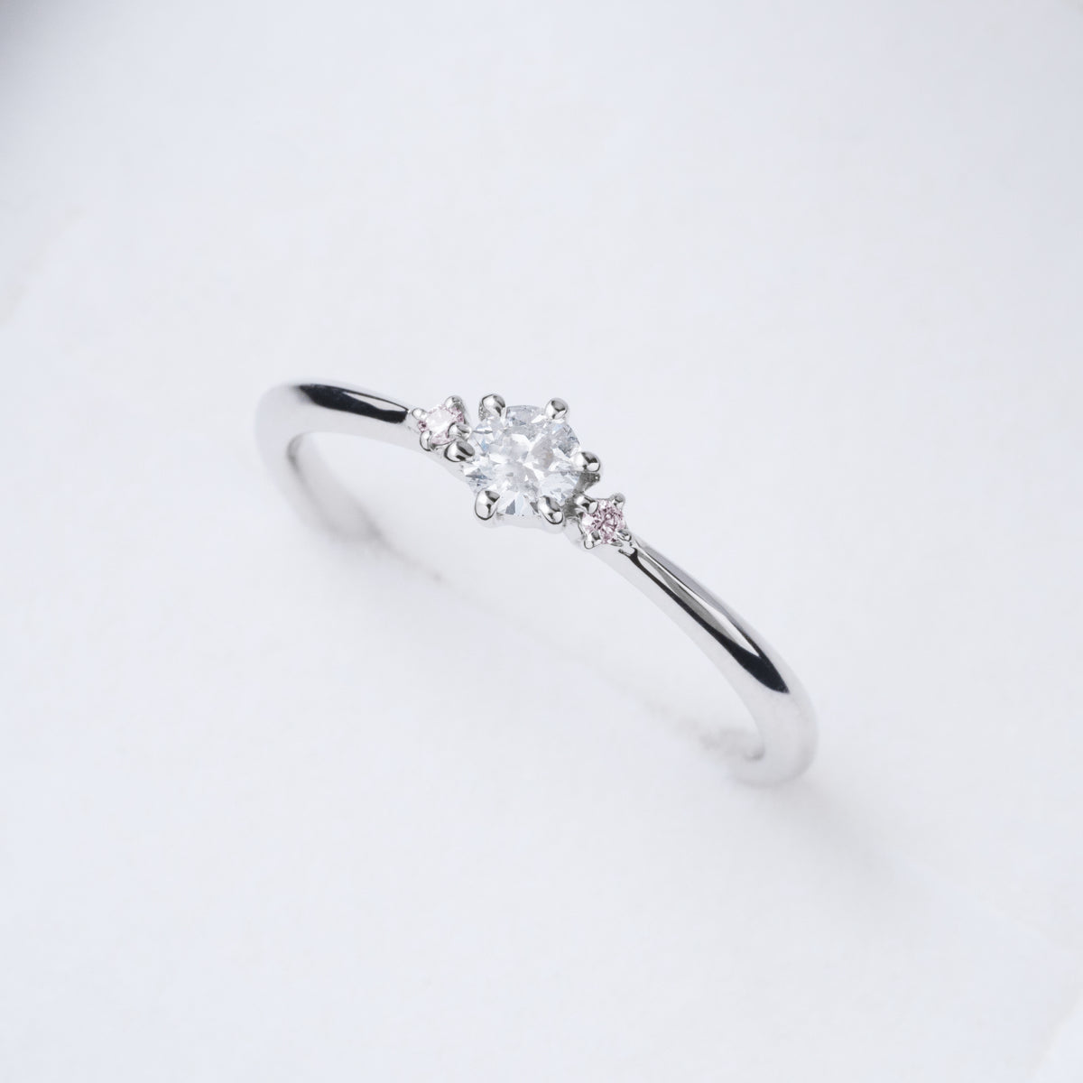 ピンクダイヤモンドリング 0.1ct-up PT900 プラチナ 6本爪留め ピンクダイヤ2石