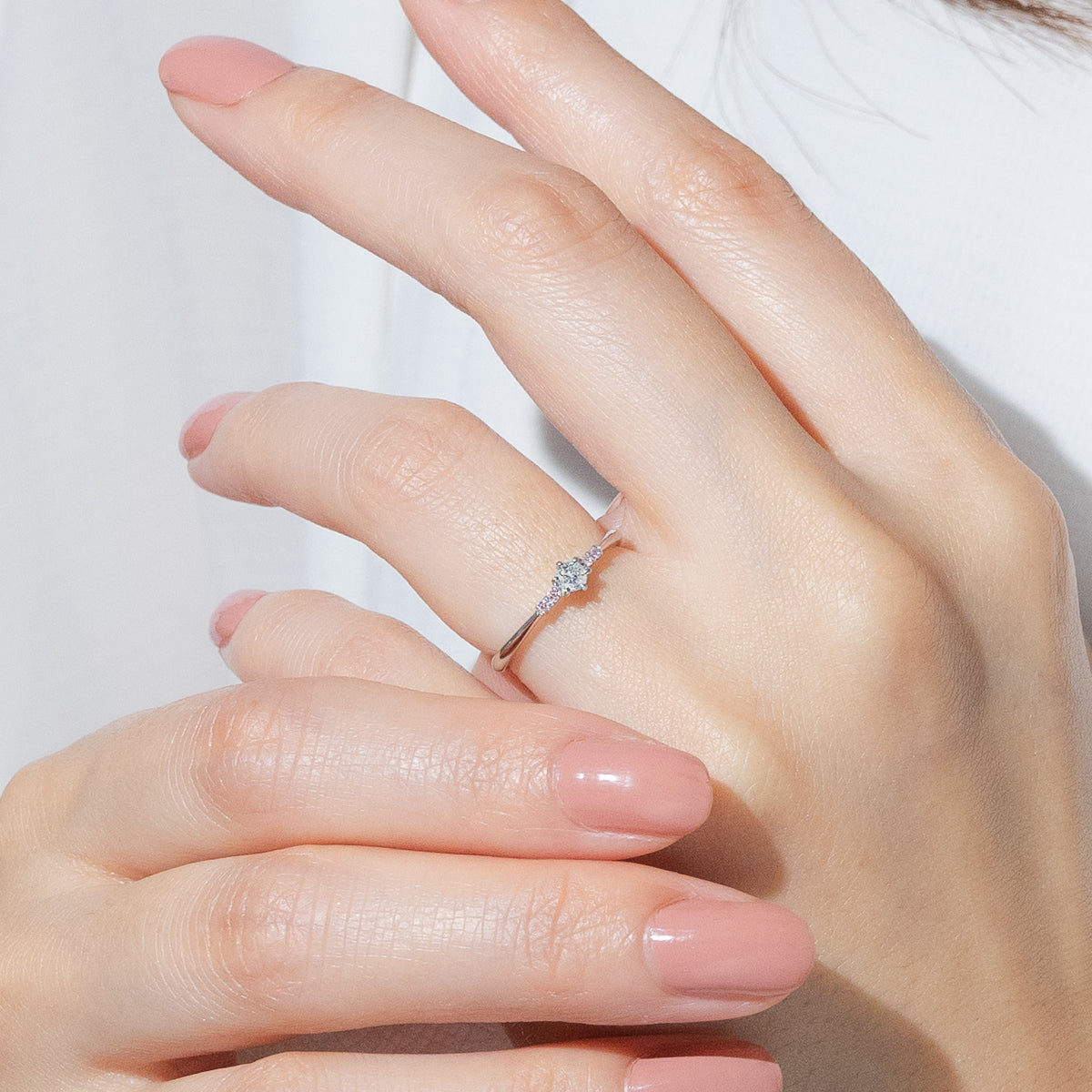 ピンクダイヤモンドリング 0.1ct-up PT900 プラチナ 6本爪留め ピンクダイヤ4石