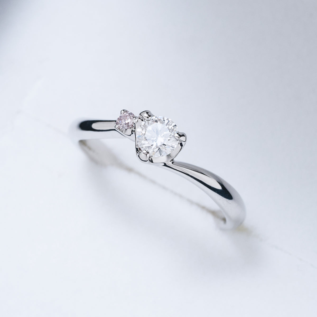 ピンクダイヤモンドリング 0.2ct-up PT900 プラチナ 3本爪留め