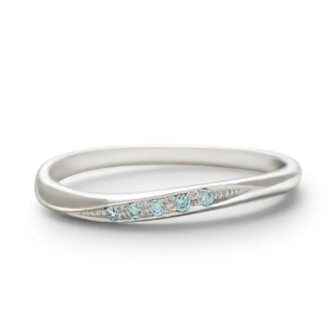 アイスブルーダイヤモンドリング 5石 0.025ct PT900 プラチナ