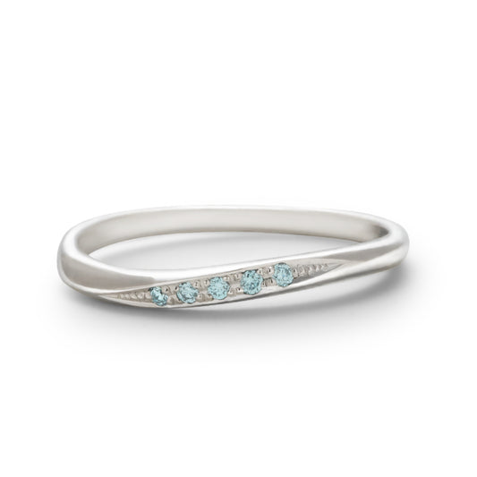 アイスブルーダイヤモンドリング 5石 0.025ct PT900 プラチナ